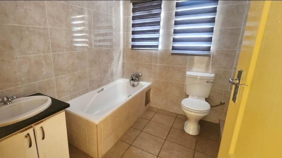 3 Bedroom Property for Sale in Protea Park North West